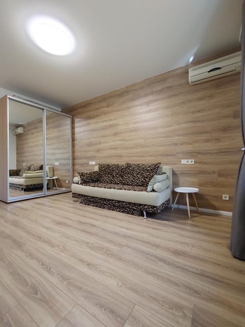 Квартира в районе 5-ой фонтана Apartment in Odessa