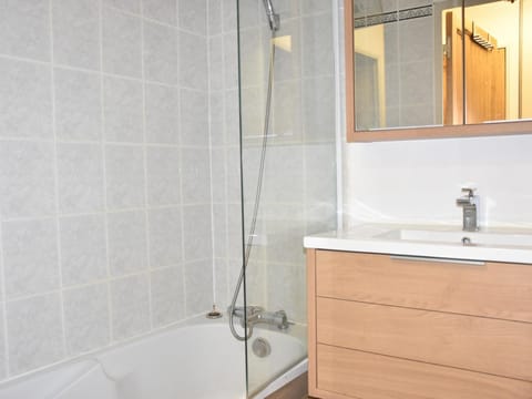 Appartement cosy proche commerces, animaux bienvenus, parking - FR-1-464-160 Apartment in Pralognan-la-Vanoise