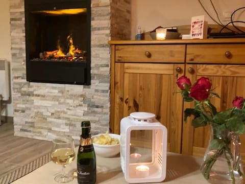 Appartement cosy proche commerces, animaux bienvenus, parking - FR-1-464-160 Apartment in Pralognan-la-Vanoise