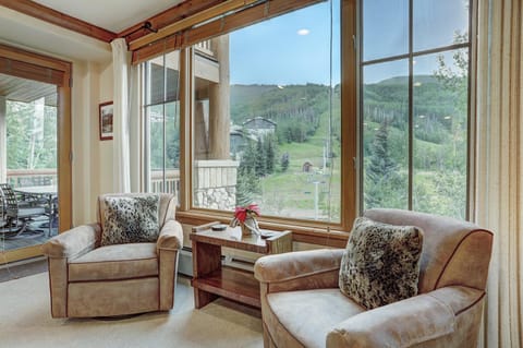 Luxurious 2 Bd With Lift View In Beaver Creek Condo Apartment in Beaver Creek