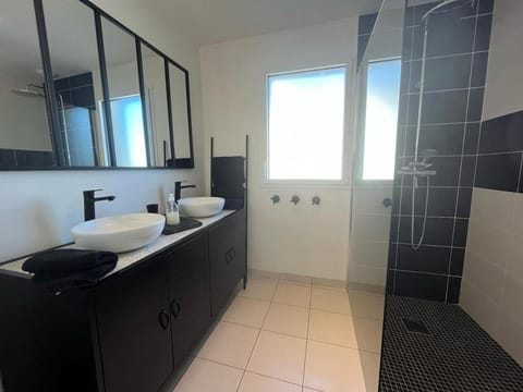 Cap Coz Cottage 4* a 500 m de la plage de sable fin House in Fouesnant