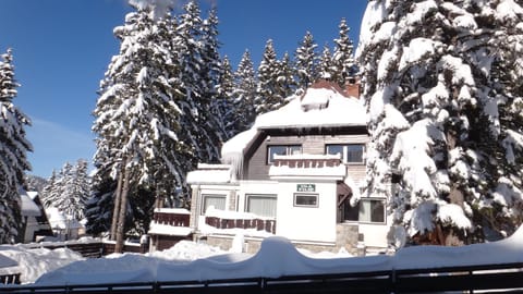 Facade/entrance, Winter, On site, Mountain view, Sunrise