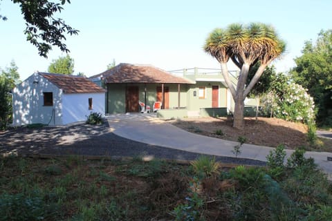 Casa Fita en El Cubo de La Galga Country House in La Palma