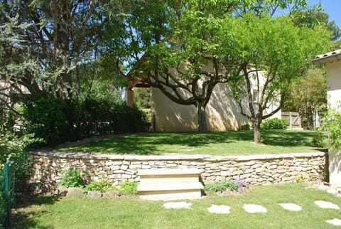 Le Mont de Vaucluse House in Carpentras