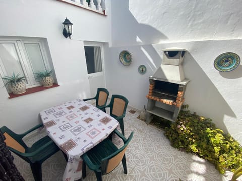 Patio, Inner courtyard view