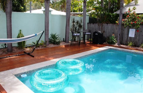 Beach bliss, Netflix,Wifi Vacation rental in Cairns