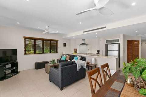 Belle Escapes Ground Floor Beachfront Apartment Condo in Cairns