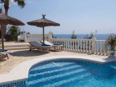 Pool view, Sea view, Swimming pool, sunbed