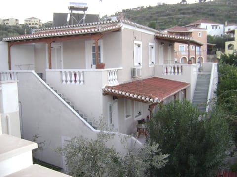 Theo Studios & Apartments Copropriété in Spetses