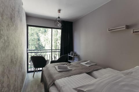 Bed, Photo of the whole room, Bedroom, Garden view