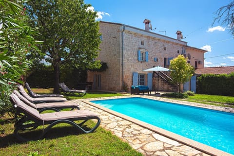 Property building, Garden view, Swimming pool