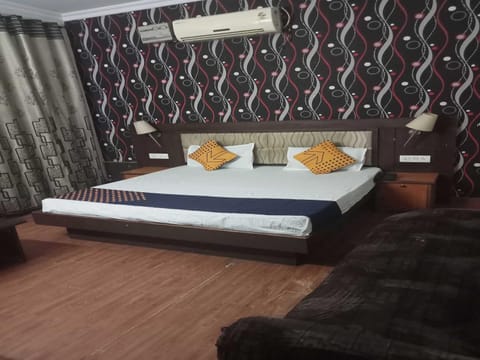 SPOT ON 48765 Hotel Amandeep Hotel in Ludhiana