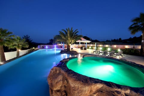 Pool view, Swimming pool