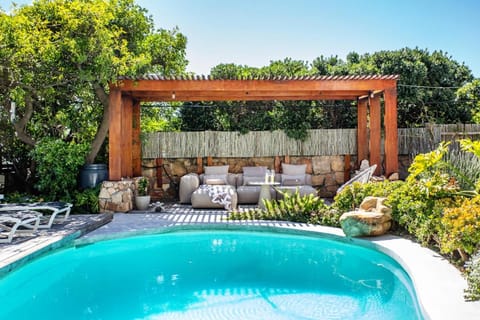 Far Horizons Villa Villa in Camps Bay