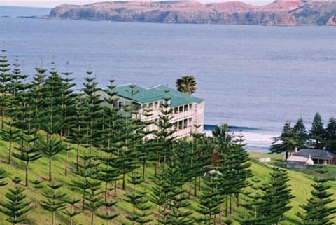 Panorama Seaside Apartments Norfolk Island Condo in Kingston