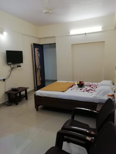 Maharaja Family Guest House Bed and Breakfast in Lonavla