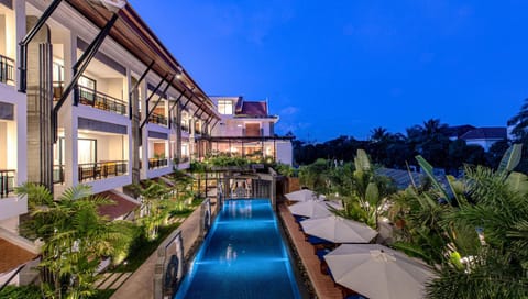 Pool view, Swimming pool