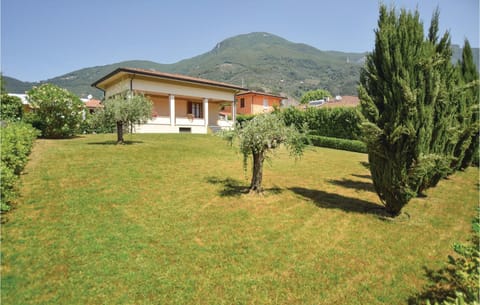 3 Bedroom Nice Home In Camaiore Casa in Camaiore