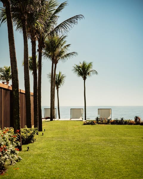 Property building, Day, Garden view, Sea view