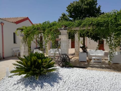 Il Giardino Del Tiglio Bed and Breakfast in Apulia