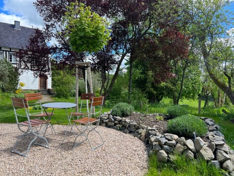 Garden, Seating area