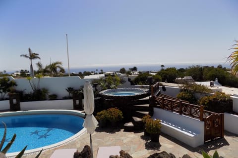 Finca Paraíso - Finest Villa with incredible views over Puerto del Carmen Villa in Puerto del Carmen