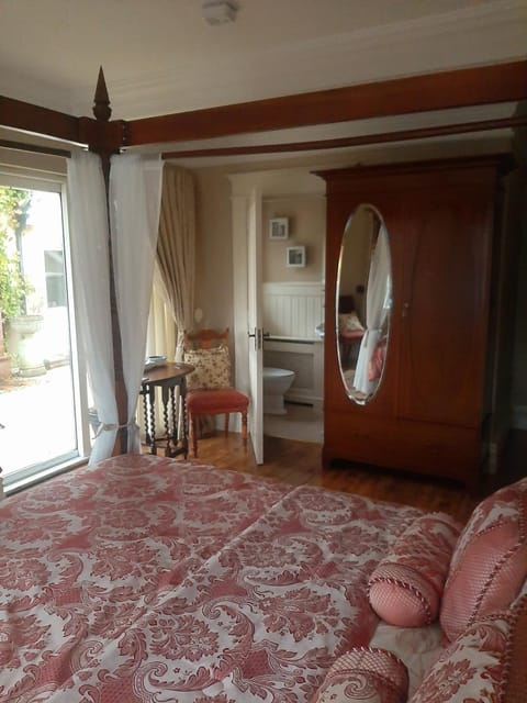 Riverside Lodge Bed and Breakfast in Louth, Co. Louth, Ireland