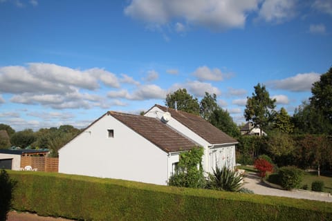 La Roseraie Apartment in Normandy