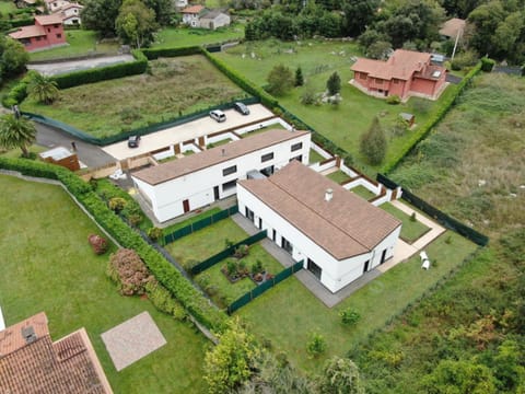 Casas adosadas julieta House in Asturias