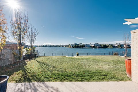 Spring, Day, Natural landscape, Garden, Lake view