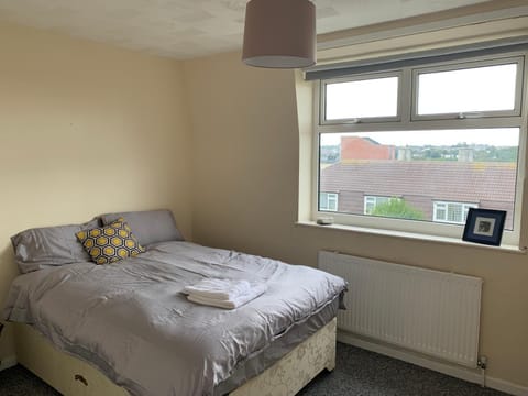 Nice double and single rooms in the quiet area with excellent shared facilities Vacation rental in Plymouth