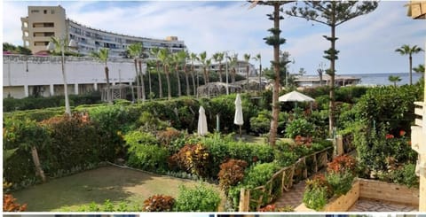 2bed rooms 95m, Garden&sea view, first floor, Family only دور اول بمدخل مستقل Condo in Alexandria