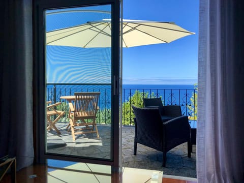 Patio, Sea view