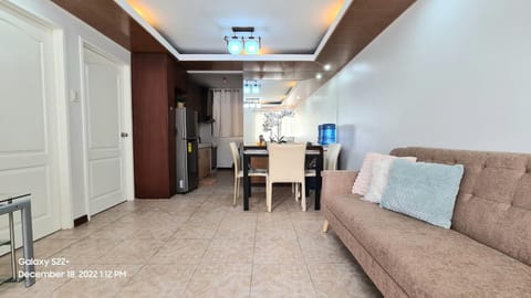 One Oasis 2BR (upto 8pax) beside SM City Mall Apartamento in Davao City