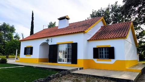 São Cristóvão Farmhouse Setúbal House in Palmela