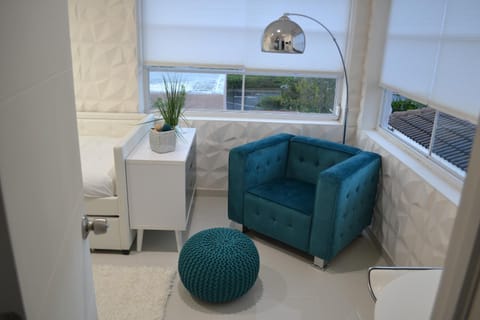 Luxury Studio Apartment IN Downtown! Twin Beds 29 Apartment in Hollywood