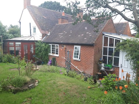 rosedale cottage Bed and Breakfast in Coventry