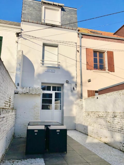 Garden, Balcony/Terrace