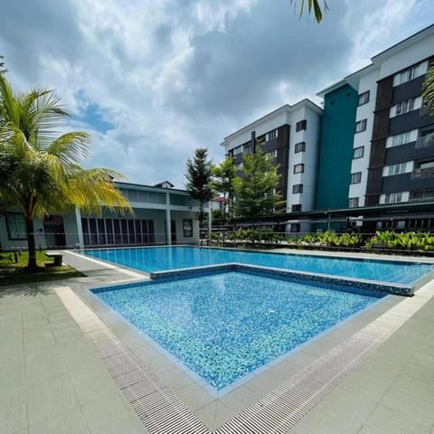 Property building, Swimming pool