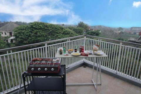 Balcony/Terrace, Food, Breakfast