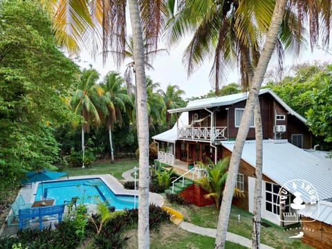 Natural landscape, Garden view, Swimming pool, sunbed