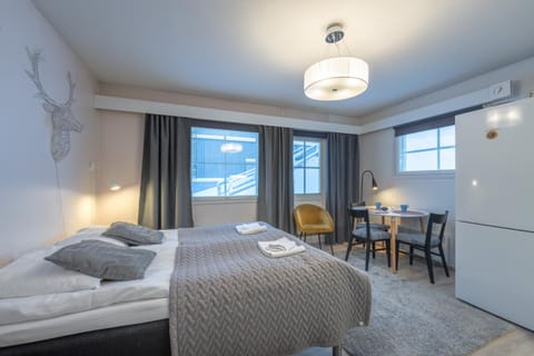 Bed, Living room, Seating area, Bedroom