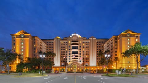 The Florida Hotel & Conference Center in the Florida Mall Hotel in Orlando