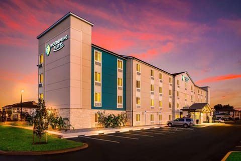 WoodSpring Suites Davenport FL Hotel in Four Corners