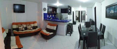 Hermoso apartamento cómodo y tranquilo cerca a todo en Guatapé por días Copropriété in Guatapé