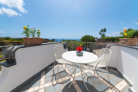 Dining area, Sea view