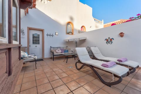 Marvelous holiday home - villa La Caleta Casa de campo (Villa) in Canary Islands