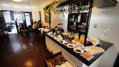 Dining area, Breakfast