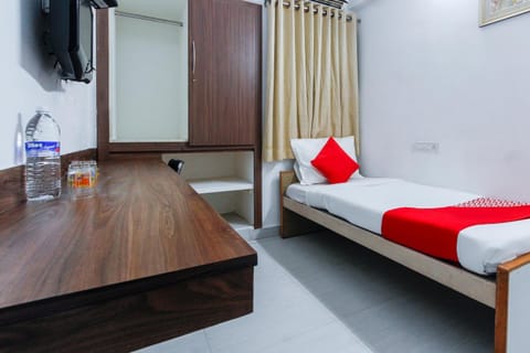 OYO Flagship Nest Residency Hotel in Coimbatore