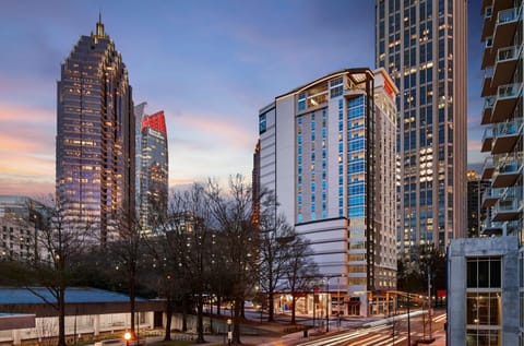 Hampton Inn & Suites Atlanta-Midtown, Ga Hotel in Atlanta